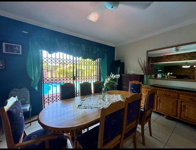 3 BEDROOM HOUSE FOR SALE IN MEER EN SEE